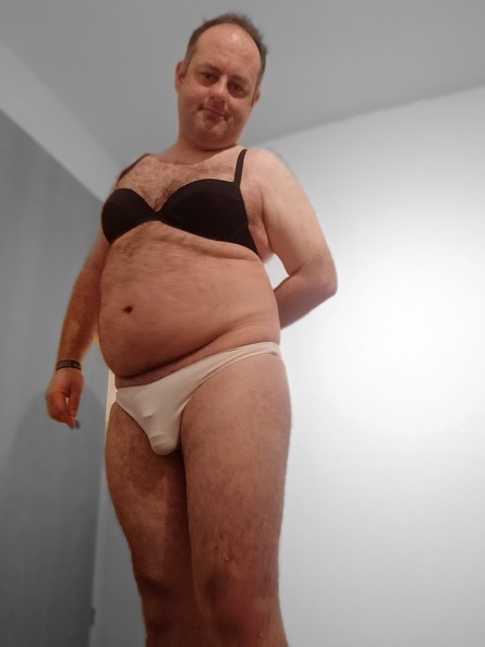 Fag Christian Hostettler exposed 18.jpg